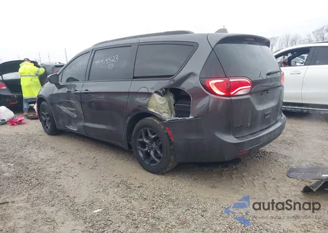 2018 Chrysler Pacifica Touring L z USA, uszkodzony, nr VIN 2C4RC1BG1JR234587